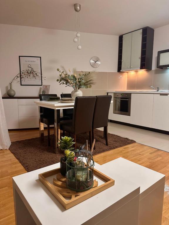 Apartman Floresta - In Front Of Japanese Garden, Enchanting Nature View, Spotless And Cozy Vrnjačka Banja Esterno foto